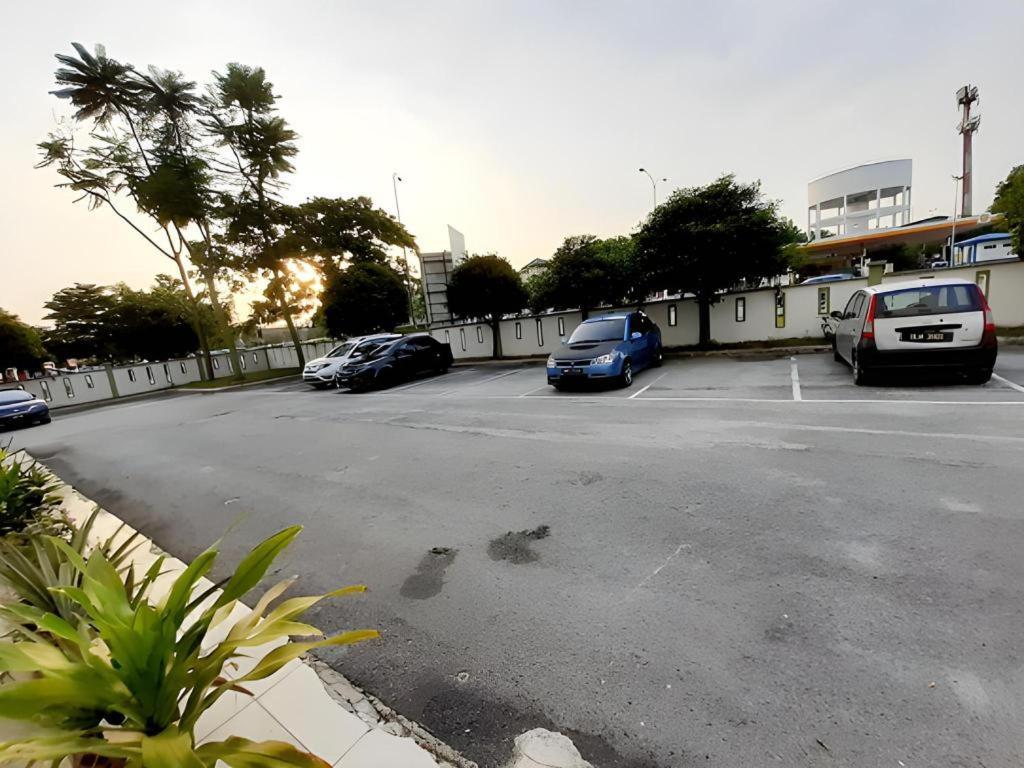 Le Garden Hotel Kota Kemuning Shah Alam Kültér fotó